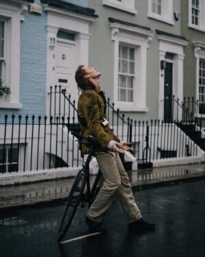 Harry Kirton Instagram - I feel so calm seeing these photos. This really feels like me. Simple, beautiful shots. Even if it’s just a taste, thank you @anna_ozerchuk for capturing the man I am today