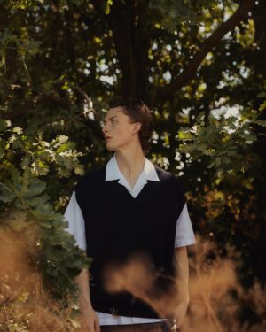 Harry Kirton Instagram - A boy, shot by a girl. 
@boysbygirls

@klarawaldbergphotos
@styledbyfreya 
@nadiaaltinbas 
@ellxstyled 

@777castingmanagement 
 @models1