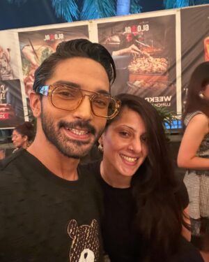 Harsh Rajput Instagram - Happy birthday dearest @himanshiparashar 
May this year brings lots of love and prosperity to you.
Godbless you🤗
.
.
.
.
.
#harshrajput #himanshiparashar #vijayendrakumeria #tmd #rumi #actor #birthday #celebration #cake #gratitude