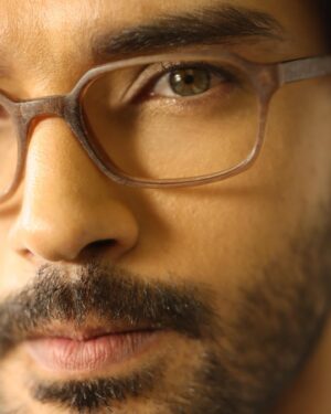 Harsh Rajput Instagram - चरम Close-Ups.
.
.
.
.
#harshrajput #pehlebhimain #closeupshot #face