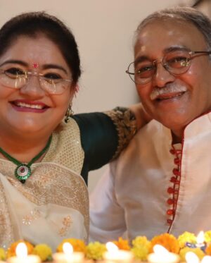 Harsh Rajput Instagram - Happy anniversary to this lovely couple who still makes me believe in institution of marriage❤️
@heenarajput21_ @jayesh9884 
Love you mummy papa
.
.
.
#harshrajput #happyanniversary
