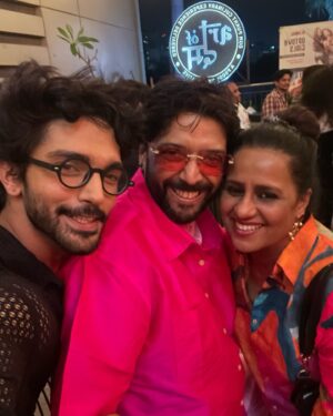 Harsh Rajput Instagram - Happiest birthday brother🎂❤️
@vijayendrakumeria 
May this year brings lots of love and happiness to you.
What a wonderful night it was thank you🤗
.
.
.
.
#harshrajput #vijayendrakumeria #tmd #birthday #birthdayparty #brother #gratitude