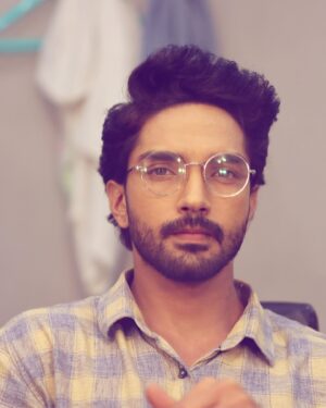 Harsh Rajput Instagram - Sunday sweets 🍭 
.
.
.
.
#harshrajput #rumi #tmd #starplus #starparivaar #sunday #gratitude