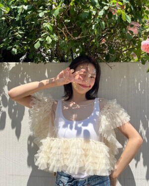 Haruka Imou Instagram - 💐

@tsukimake 
@ll_haruka_ll 
@chinatsunostyling