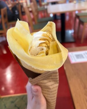 Haruka Yamazaki Instagram - 富士急行ったことない南早紀を富士急に連れていこう＆絶叫マシン大好きマン達で絶叫マシン乗りまくろうの会〜〜〜〜🎉(一息)

いっぱい誘ったけど「絶叫だめで…」「乗ってきていいよ…！」そんな遠慮なしの！
絶叫会！虹も見れた🌈
美味いものもたべた！
 #富士急ハイランド
