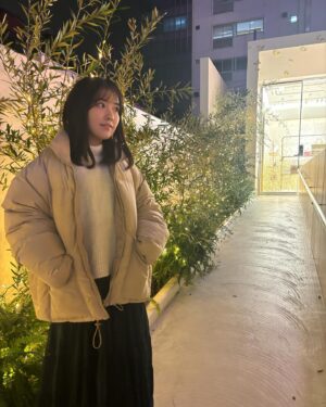 Haruna Muranaka Instagram - 一気に寒くなったね、、、慌ててダウン出した🫢
この時期は寒暖差で体調崩さないように気をつけようね。

#ダウン #ダウンジャケット