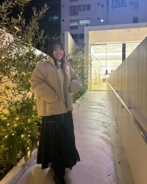 Haruna Muranaka Instagram - 一気に寒くなったね、、、慌ててダウン出した🫢
この時期は寒暖差で体調崩さないように気をつけようね。

#ダウン #ダウンジャケット