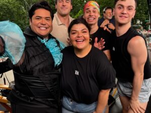 Harvey Guillén Instagram - Had a blast hosting PRIDE across America for @abcnews 

Happy Pride to everyone 🏳️‍🌈