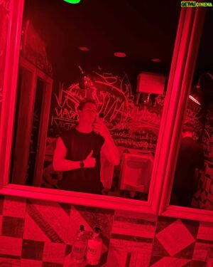 Harvey Mills Instagram - what i get up to when i’m not in the studio