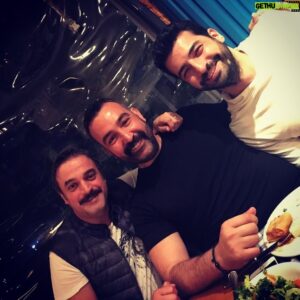 Hasan Küçükçetin Instagram - Bakın bakın ne buldum :)Evet özlediğimiz doğrudur :) acil buluşmak dileğiyle
