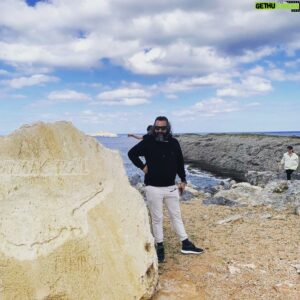 Hasan Küçükçetin Instagram - Gayet güzel birgündü.Sonunda bir gringo tarafından yolumuz kesilene kadar...