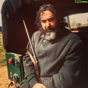 Hasan Küçükçetin Instagram - Şartlar zor...Çalışmaya devam. #birzamanlarkıbrıs #derviş