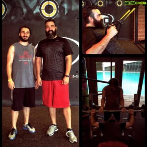 Hasan Küçükçetin Instagram - Neeee 20 kilo mu? Kaç zamandır hiç usanmadan benimle uğraşan zaman zaman bayılmanın eşiğine getirendesteğini hiç esirgemiyen  20 kilonun katili sevgili hocam Burak Emanet @bemant ve Jatomi Akasya Ailesine teşekkür ederim.#jatomi #jatomiakasya #burakemanet
