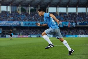 Hayato Ichihara Instagram - ©KAWASAKI FRONTALE
#川崎市制100周年
#かわさき飛躍祭 
#川崎
#川崎フロンターレ 
#サンフレッチェ広島 
#始球式
#ハーフタイムショー
