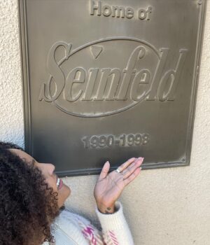 Hayley Marie Norman Instagram - And then yada yada yada, I’m back on a studio lot and got to stop by my favorite stage. (!!!!)

(🥹🥹🥹🔥🔥🔥)