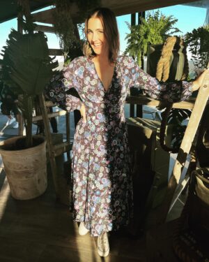 Hayley Sproull Instagram - Tonight it’s the Celebrity Great Kiwi Bake Off episode, and while there are lots of great celbs there, we need to talk about how incredible I look. The girls are out, the sun is shining and honestly - I am hot. Enjoy. Enjoy my glory. #gkbo. 
👗- @twentysevennames