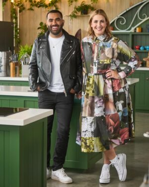 Hayley Sproull Instagram - You’ve waited so long! And now it’s here! The new season of The Great Kiwi Bake Off starts tonight! TVNZ1! 7.30! #gkbo