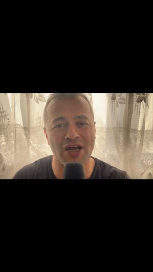 Hayrettin Instagram - Öncelikle kestane balının diyarı olan Zonguldakın Gökçebey Pazarlıoğlu köyünden tüm Dünyaya selamlar 🌎🪐☄️🙋🏻‍♂️
