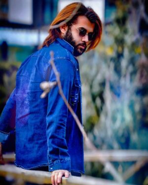Hazar Deniz BG Instagram - Merbar Original 2021-2022 series has been announced. TV series written and directed by Hazar Deniz BG. "Memento Mori" , "ARAZ" , "True Career" Coming soon on Merbar Original TV Platform - In all countries and on many platforms. www.merbaroriginal.com @merbarco @hdbgpictures @mementomoriseries @arazdizi @baranroney @ezraelsofficial #hazardenizbg #trend #newarrivals #new #series #tv #platform #director #actor