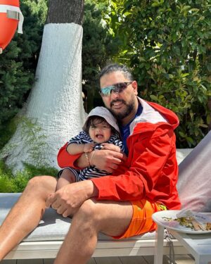 Hazel Keech Instagram - All Daddys are different, some build things, some are outdoorsy, you are like Father Christmas, we see you on TV and wait excitedly to see you, not for the gifts we will receive but because you coming home is the best gift. We love you so much Daddy, Happy Fathers Day, love Orion and Aura xxx