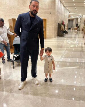 Hazel Keech Instagram - All Daddys are different, some build things, some are outdoorsy, you are like Father Christmas, we see you on TV and wait excitedly to see you, not for the gifts we will receive but because you coming home is the best gift. We love you so much Daddy, Happy Fathers Day, love Orion and Aura xxx