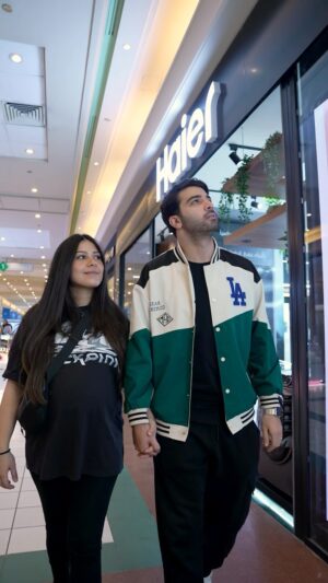 Hazem Ehab Instagram - @haier.eg , was the best middle ground between me and Menna. While I had a strong desire for the TV due to its Gaming Mode feature boasting a 144 Hz refresh rate, effectively minimising game lag, and its MEMC feature, which greatly reduced blurring during gameplay, As much as I was convinced by Menna’s request to get an AC, an incredible feature that stood out to me was the Wi-Fi capability of Haier’s air conditioners. Being able to control the AC remotely using your smartphone, as well as the eco mode, which saves up to 60%, is a game-changer.

#haiereg #morecreations #morepossiblities