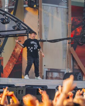 Headhunterz Instagram - Shows this September:

0̶2̶-̶0̶9̶ I̶n̶t̶o̶ T̶h̶e̶ M̶a̶d̶n̶e̶s̶s̶ 🇩🇪
09-09 Fun-Parc Trittau 🇩🇪
16-09 Planet Love 🇮🇪
22-09 Headhunterz @ Bootshaus 🇩🇪
27-09 Headhunterz @ Gemu Club 🇲🇾
28-09 Headhunterz @ Zeus LKF Nightclub 🇭🇰
30-09 Knock Out Outdoor 🇦🇺