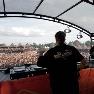 Headhunterz Instagram - Second time @intothemadnessfestival and it already felt like home.

📸 @luisaart.de