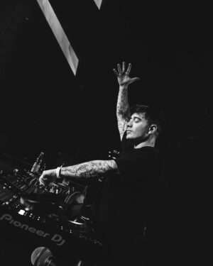 Headhunterz Instagram - Doing my very last show in Germany. It was quite an emotional experience. It’s getting real. 

Thank you Germany for being part of my life for so many years 🧡