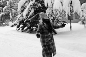Heather Anne Campbell Instagram - so that winter storm in California/Oregon/Washington you’ve been hearing about on the news? Mary and I got hit hard by it. Power out, landline down, hot water busted — and an incredible, beautiful landscape of fresh snow and curious deer. It was wonderful!
we’re safe and heading back, slowly