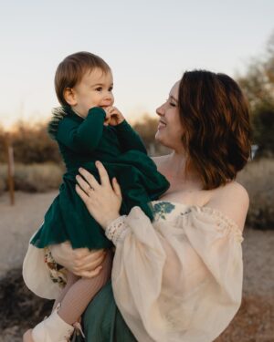 Heather Vaughn Instagram - Baby BOY Van Arsdall coming March 2024! We are so excited ❤️🥹 Abby has no concept of what’s about to change lmao. Thank you @alyssacampbellphotography for these amazing family photos, you always kill it!

We have all been doing well! So far this pregnancy has been smooth sailing (except extreme nausea in the first trimester and 2 sicknesses 😭) Baby is healthy and growing perfectly so far. I just entered my 3rd trimester so fingers crossed it will continue uneventfully. With Type 1 Diabetes and pregnancy there are a few things to watch out for coming up so 🤞🏻

Abby is now almost 2 years old! Crazy how time flies. She is SO much fun, a little ball of energy every day. She talks all the time and half the fun is trying to figure out what she’s saying lol.

I truly wish I posted more on here. Why do I feel like no one would care about my random life though 😂 I’m always like meh no one would care about that, but then I always love seeing other people’s lives haha. 

I love you guys ❤️ hope you’re doing well!