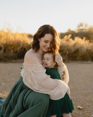 Heather Vaughn Instagram - Baby BOY Van Arsdall coming March 2024! We are so excited ❤️🥹 Abby has no concept of what’s about to change lmao. Thank you @alyssacampbellphotography for these amazing family photos, you always kill it!

We have all been doing well! So far this pregnancy has been smooth sailing (except extreme nausea in the first trimester and 2 sicknesses 😭) Baby is healthy and growing perfectly so far. I just entered my 3rd trimester so fingers crossed it will continue uneventfully. With Type 1 Diabetes and pregnancy there are a few things to watch out for coming up so 🤞🏻

Abby is now almost 2 years old! Crazy how time flies. She is SO much fun, a little ball of energy every day. She talks all the time and half the fun is trying to figure out what she’s saying lol.

I truly wish I posted more on here. Why do I feel like no one would care about my random life though 😂 I’m always like meh no one would care about that, but then I always love seeing other people’s lives haha. 

I love you guys ❤️ hope you’re doing well!