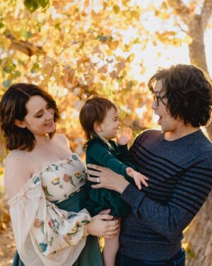 Heather Vaughn Instagram - Baby BOY Van Arsdall coming March 2024! We are so excited ❤️🥹 Abby has no concept of what’s about to change lmao. Thank you @alyssacampbellphotography for these amazing family photos, you always kill it!

We have all been doing well! So far this pregnancy has been smooth sailing (except extreme nausea in the first trimester and 2 sicknesses 😭) Baby is healthy and growing perfectly so far. I just entered my 3rd trimester so fingers crossed it will continue uneventfully. With Type 1 Diabetes and pregnancy there are a few things to watch out for coming up so 🤞🏻

Abby is now almost 2 years old! Crazy how time flies. She is SO much fun, a little ball of energy every day. She talks all the time and half the fun is trying to figure out what she’s saying lol.

I truly wish I posted more on here. Why do I feel like no one would care about my random life though 😂 I’m always like meh no one would care about that, but then I always love seeing other people’s lives haha. 

I love you guys ❤️ hope you’re doing well!