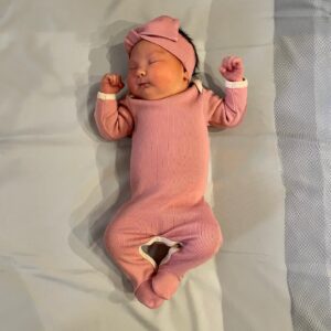 Heather Vaughn Instagram - Abigail Joy Van Arsdall is here!!! Born just a bit early at 36 weeks on March 12th 2022. Both her and I are home now and doing great! We are so in love with her ❤️❤️❤️