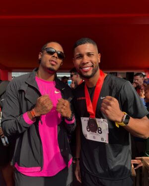 Hebert Conceicao Sousa Instagram - Nike Run 2024 🎖️🏃🏽‍♂️
Uma honra fazer parte dessa família!🫶
Até a proxima!! 10km sub40…

@nikerunning
@nike