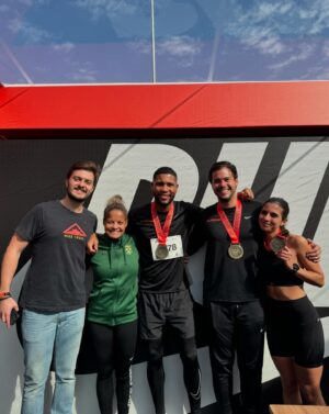 Hebert Conceicao Sousa Instagram - Nike Run 2024 🎖️🏃🏽‍♂️
Uma honra fazer parte dessa família!🫶
Até a proxima!! 10km sub40…

@nikerunning
@nike