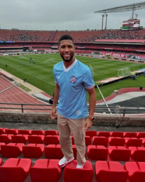 Hebert Conceicao Sousa Instagram - Em busca de mais um triunfo 💙❤️