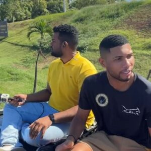 Hebert Conceicao Sousa Instagram - Chegada do campeão mundial @robson60 com direito a desfile em carro de bombeiros 🚒 e ainda trio elétrico com @gruposambaesuor @obirutaoriginal @cantorvinny . O CAMPEÃO MERECE DEMAIS !!!