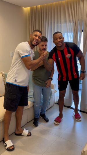 Hebert Conceicao Sousa Instagram - BA X VI DA PAZ! 

É MEME, viu? 🤣

#bavidapaz #meme #reels