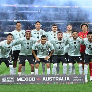 Héctor Herrera Instagram - Feliz y con muy buenas sensaciones en mi regreso a @miseleccionmx 🇲🇽🦊 gracias siempre por el apoyo 🤘🏻 #VamosTodos