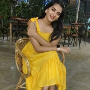 Heena Rai Instagram - Birthday look💛

Elegance is good taste

#yellowribbon #birthdaylook❤️ #hotandflashy #cuteinyellow💛 #outingwithfriends #spendlifehappy #lovelytime