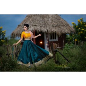 Heena Rai Instagram - @sumuhurtham_photography 
@kadambari.clothing 

#designerclothes #fashion #designer #designerwear #fashionblogger #style #fashionstyle #onlineshopping #fashionista #instafashion #weddingdress #fashiondesigner #lehenga #design #indianwedding #ethnicwear #dresses #ootd #saree #pakistanifashion #designershoes #bridaldresses #clothes #partywear #designinspiration #designersuits #blouse #bridal #indianwear #punjabisuits