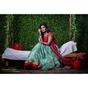 Heena Rai Instagram - @sumuhurtham_photography 
@kadambari.clothing 

#designerclothes #fashion #designer #designerwear #fashionblogger #style #fashionstyle #onlineshopping #fashionista #instafashion #weddingdress #fashiondesigner #lehenga #design #indianwedding #ethnicwear #dresses #ootd #saree #pakistanifashion #designershoes #bridaldresses #clothes #partywear #designinspiration #designersuits #blouse #bridal #indianwear #punjabisuits