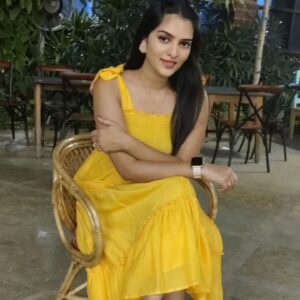 Heena Rai Instagram - Birthday look💛

Elegance is good taste

#yellowribbon #birthdaylook❤️ #hotandflashy #cuteinyellow💛 #outingwithfriends #spendlifehappy #lovelytime