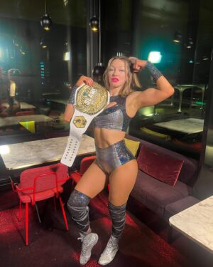 Heidi Katrina Instagram - First time in history 🏆✨🇫🇮
#AndNew #SlamWrestlingWomensChampion