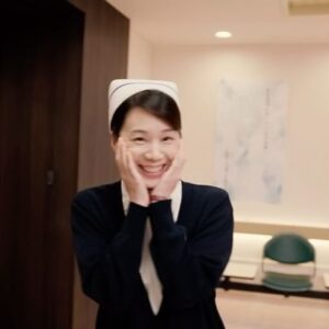 Helena Hsu Instagram - 只用了一個Take錄完了新年祝福，被大家誇獎了，我好害羞❤️

年後繼續拍攝的大愛劇場 #生日快樂 期待跟大家見面
等不及的朋友，2/16-2/18的 #好難搞女孩我們就先見吧❤️