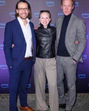 Helena Zengel Instagram - „Die Therapie“ - coming out this fall! 🍂

•

Nach dem gleichnamigen Roman von Sebastian Fitzeck

•

@stephankampwirth 
@sebastianfitzek 
@philyp_pratt
@zieglerfilm_germany
@berlinale
@primevideode
@amazonstudios