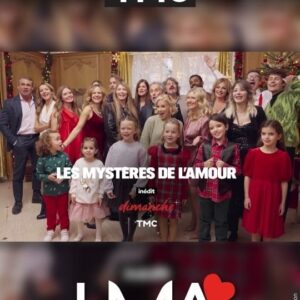 Hélène Rollès Instagram - Votre rendez-vous à ne pas manquer c'est ce dimanche 10 décembre dès 21h10 sur TMC pour une Soirée Spéciale Noël avec 2 épisodes des Mystères de l'Amour : "Le Noël de l’Amour" !
Et juste avant à 20h l'épisode inédit comme tous les dimanches sur TMC !

21h10 - Partie 1
Le Père Noël est bien sûr un fervent téléspectateur des « Mystères de l’Amour » et malgré son immense travail, il ne manque aucun épisode… Mais quand Noël arrive, il est désespéré car rien ne va plus dans sa série préférée…
Rien ne va entre Hélène et Nicolas, entre Fanny et Christian, Cathy et José ont des problèmes, Bénédicte n’est pas en forme, Jeanne et Pierre ne sont pas au mieux, sans parler du Water sport où Jimmy et Olga assistent impuissants aux mésaventures de Victor et d’Aurélie… C’est impossible que tout reste comme ça pour Noël.

22h10 – Partie 2
Le Père Noël tente de remettre tout en place dans sa série préférée grâce à sa télécommande magique, avec l’aide de sa fidèle assistante, le lutin Gribouille : tout doit rentrer dans l’ordre pour que tous nos héros passent un magnifique Noël, le Noël de l’amour. Mais c’est sans compter sur le mystérieux destructeur de joie qui risque de gâcher le réveillon…

 

 .
.
.
.

#jlaproductions #lma #lmdla #lesmysteresdelamour @tmclachaine @lesmysteresdelamour @jlagroupe @helenerolles.officiel @puy2batoff @guibert.laure @jeanlucazoulay @machapolikarpova @tomschachtofficiel @laly.meignan @le_millin_bruno @cathy.a.l @lakshanabenayake @francoisrocquelin @manonschraen