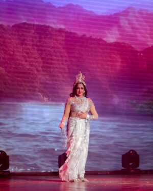Hema Malini Instagram - A few images of my 'close to heart' dance ballet - GANGA.  A subject that traces the holy rivers journey from the Vedic times till today.  Happy Ganga Dussehra....

#happygangadussehra #danceballet #ganga