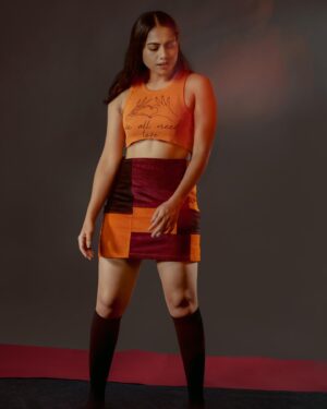 Henna Bella Instagram - In the grand ballroom of life, I'm twirling to the tune of eternal youth. ✨
Photography: @ganesh_toasty
Retouch @ajmaltorres 

#FlamingThirties 

@forever21 @forever21_in